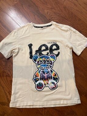 Lee Cream Short Sleeve Tee with Black Trim and Logo